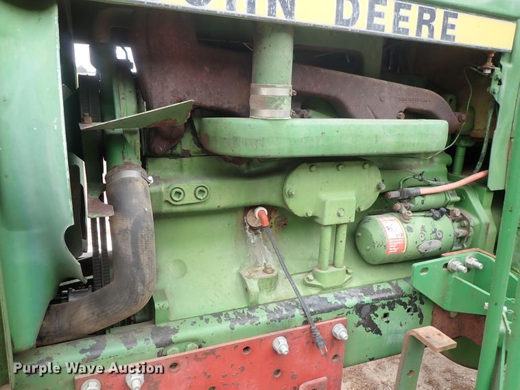 image for item DB7513 John Deere 4240 tractor