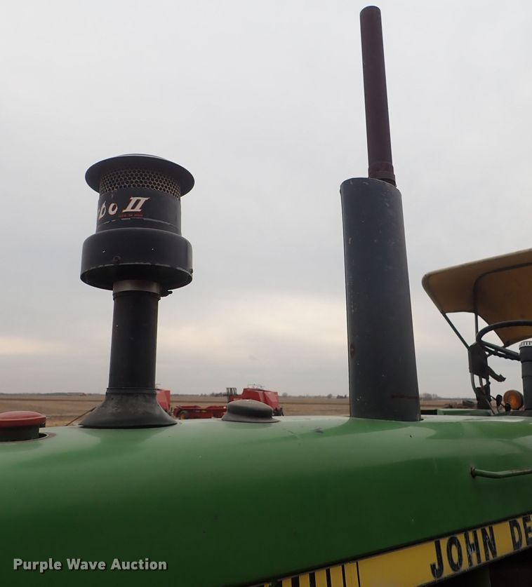 image for item DB7513 John Deere 4240 tractor