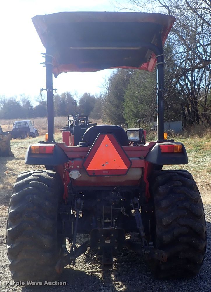 image for item DB7539 2006 Mahindra 3510 MFWD tractor