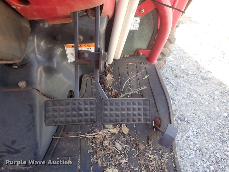 image for item DB7539 2006 Mahindra 3510 MFWD tractor