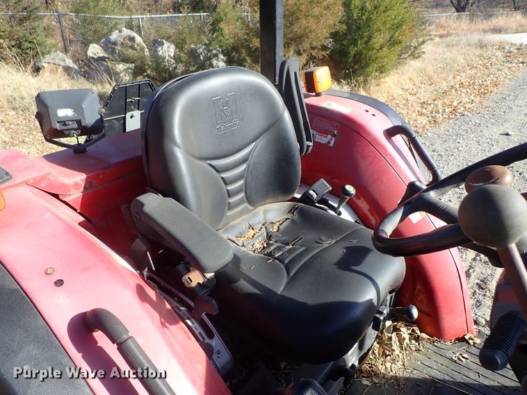 image for item DB7539 2006 Mahindra 3510 MFWD tractor