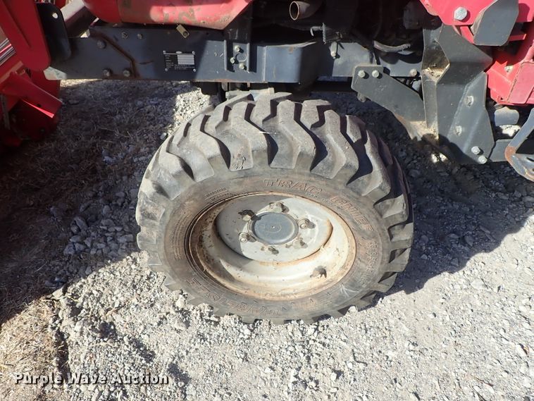 image for item DB7539 2006 Mahindra 3510 MFWD tractor