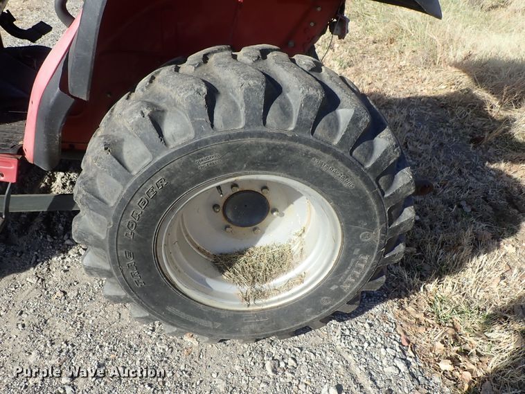 image for item DB7539 2006 Mahindra 3510 MFWD tractor