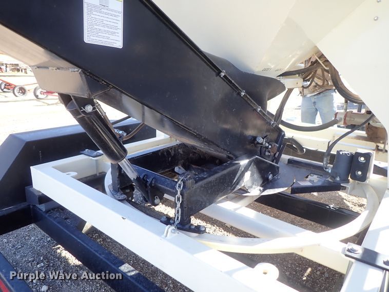 image for item DC3484 Meridian Seed Express seed tender trailer