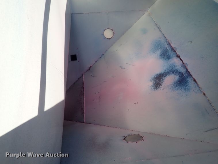 image for item DC3484 Meridian Seed Express seed tender trailer