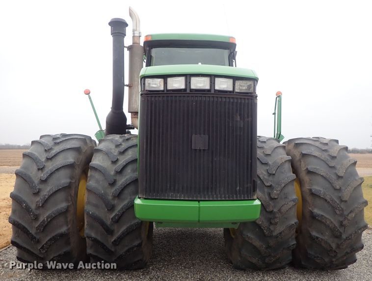 image for item DC3487 1998 John Deere 9400 4WD tractor