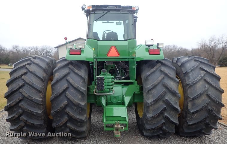 image for item DC3487 1998 John Deere 9400 4WD tractor