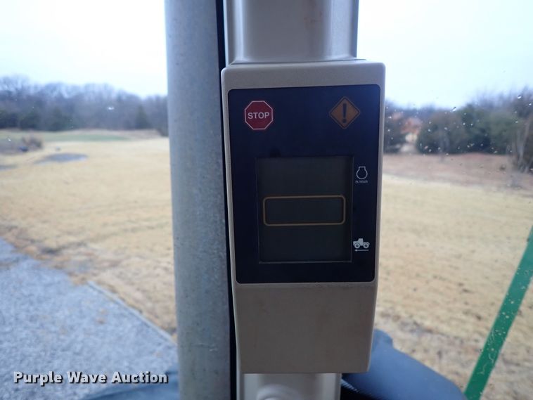 image for item DC3487 1998 John Deere 9400 4WD tractor