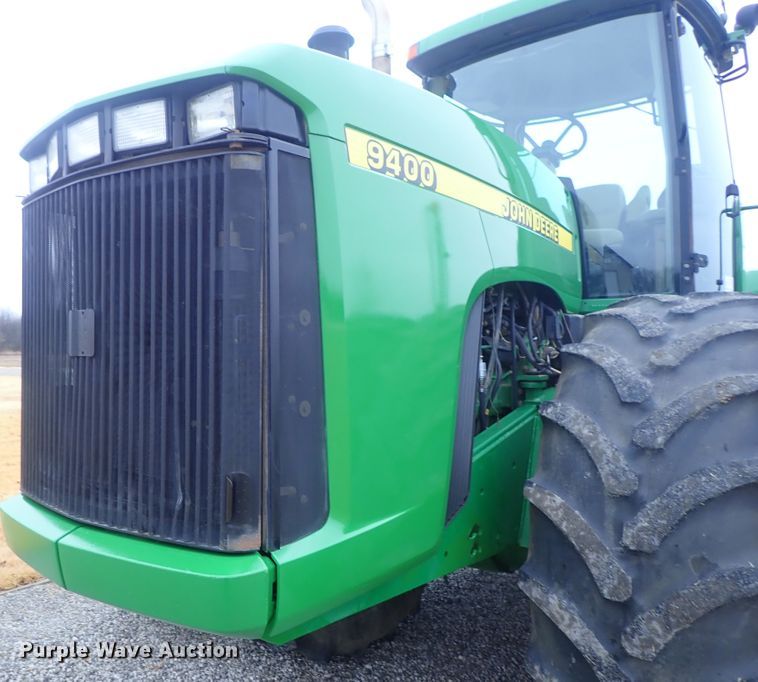 image for item DC3487 1998 John Deere 9400 4WD tractor