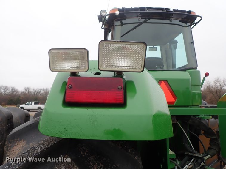 image for item DC3487 1998 John Deere 9400 4WD tractor