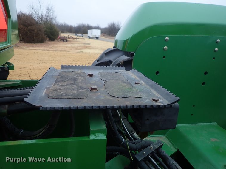 image for item DC3487 1998 John Deere 9400 4WD tractor