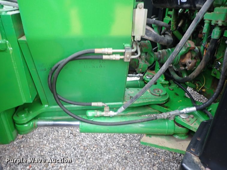 image for item DC3487 1998 John Deere 9400 4WD tractor