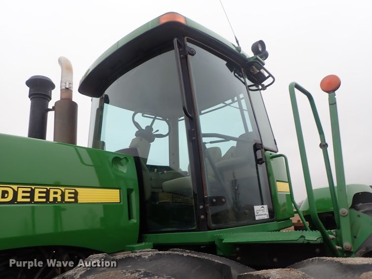 image for item DC3487 1998 John Deere 9400 4WD tractor