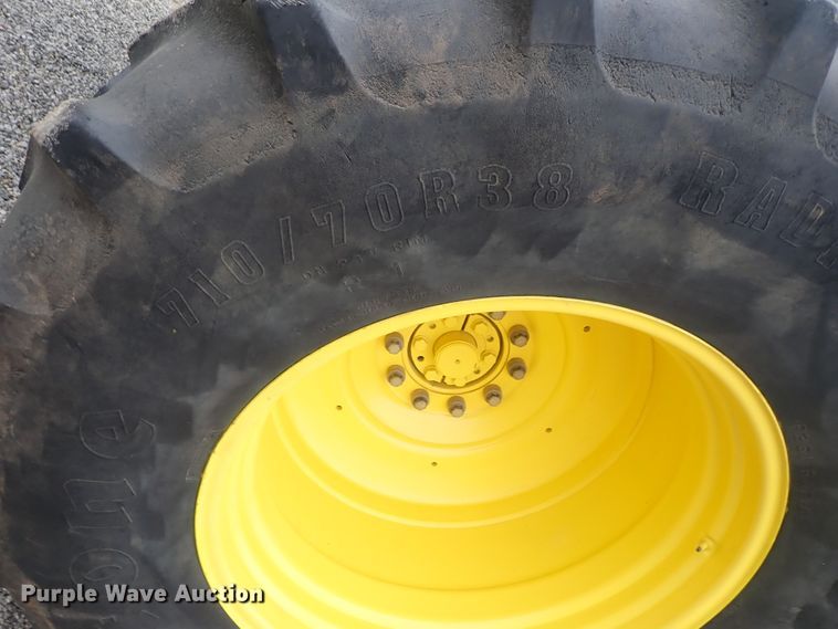 image for item DC3487 1998 John Deere 9400 4WD tractor