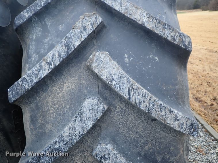 image for item DC3487 1998 John Deere 9400 4WD tractor