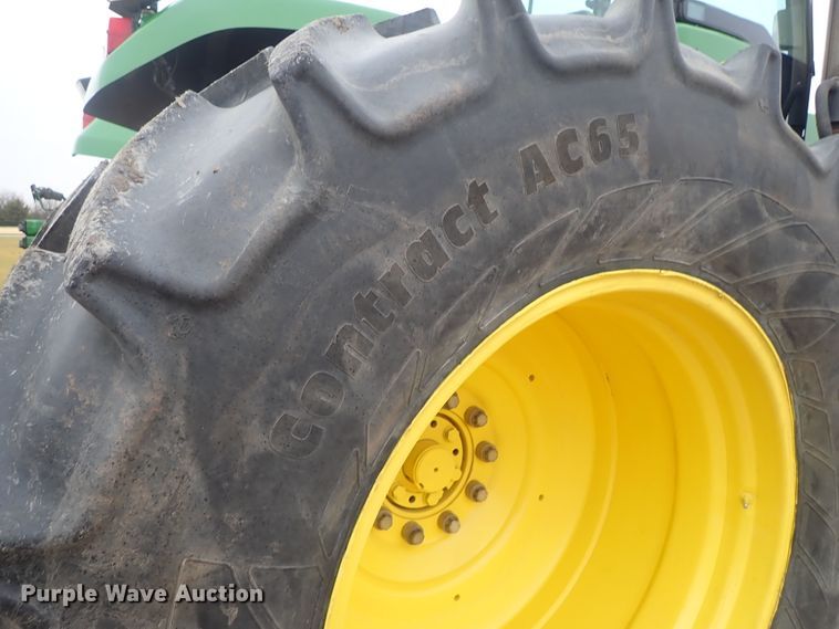 image for item DC3487 1998 John Deere 9400 4WD tractor