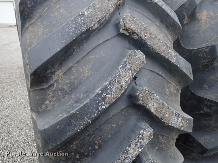 image for item DC3487 1998 John Deere 9400 4WD tractor