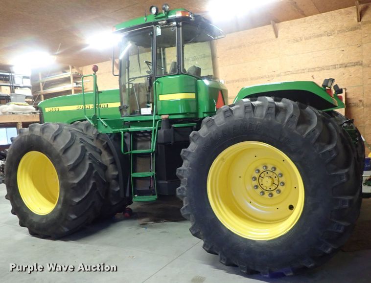 image for item DC3487 1998 John Deere 9400 4WD tractor