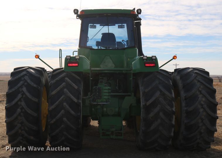 image for item DD6057 1997 John Deere 9400 4WD tractor