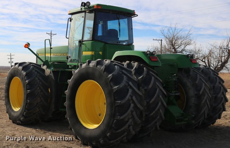image for item DD6057 1997 John Deere 9400 4WD tractor