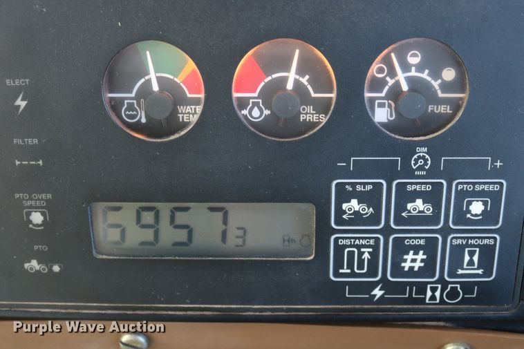 image for item DD6057 1997 John Deere 9400 4WD tractor