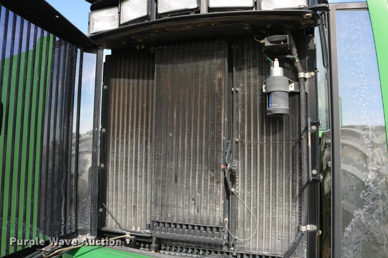 image for item DD6057 1997 John Deere 9400 4WD tractor