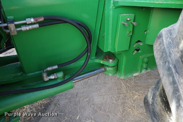 image for item DD6057 1997 John Deere 9400 4WD tractor