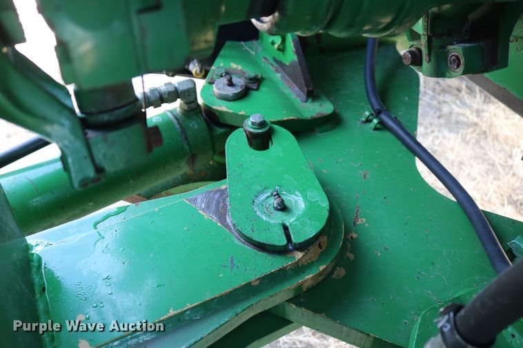 image for item DD6057 1997 John Deere 9400 4WD tractor