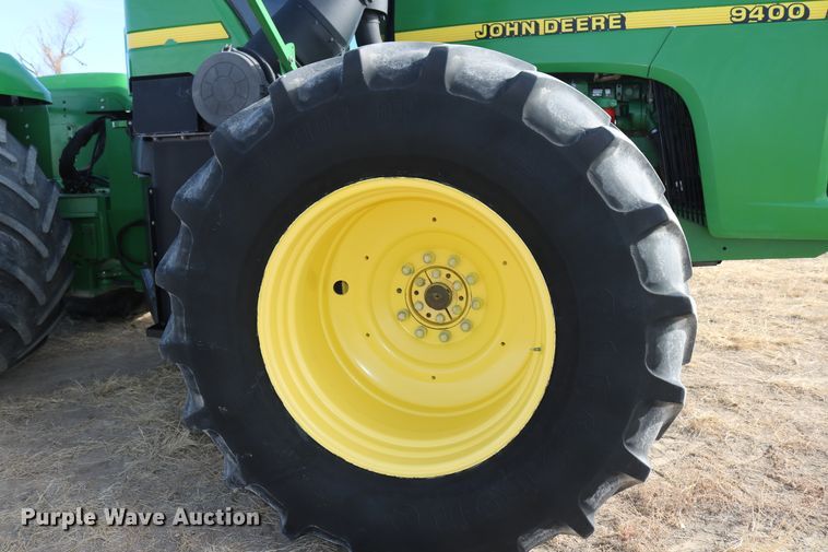 image for item DD6057 1997 John Deere 9400 4WD tractor