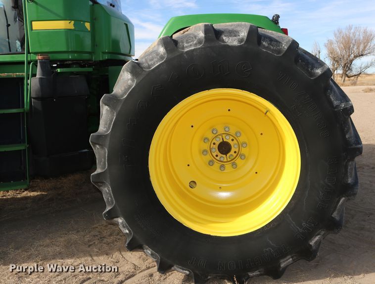 image for item DD6057 1997 John Deere 9400 4WD tractor