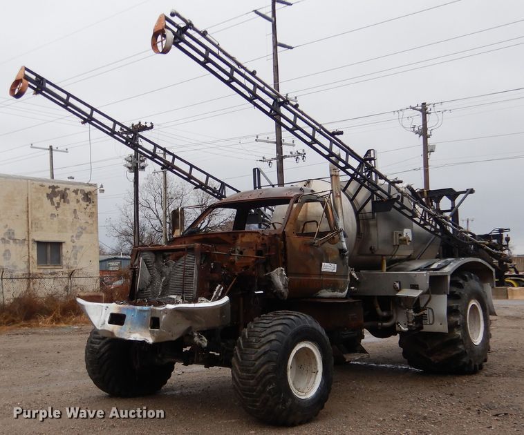 image for item DE4054 Applicator truck