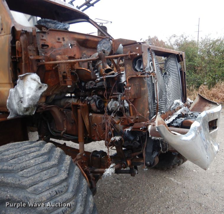 image for item DE4054 Applicator truck