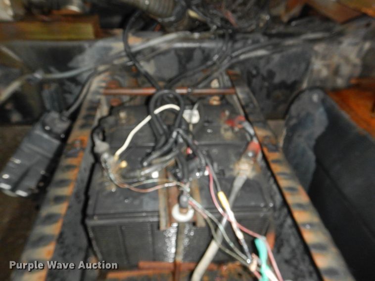 image for item DE4054 Applicator truck