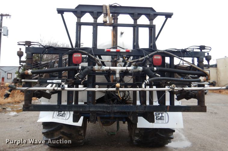 image for item DE4054 Applicator truck