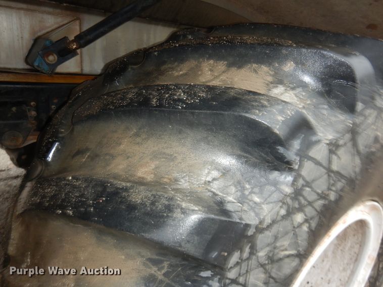 image for item DE4054 Applicator truck