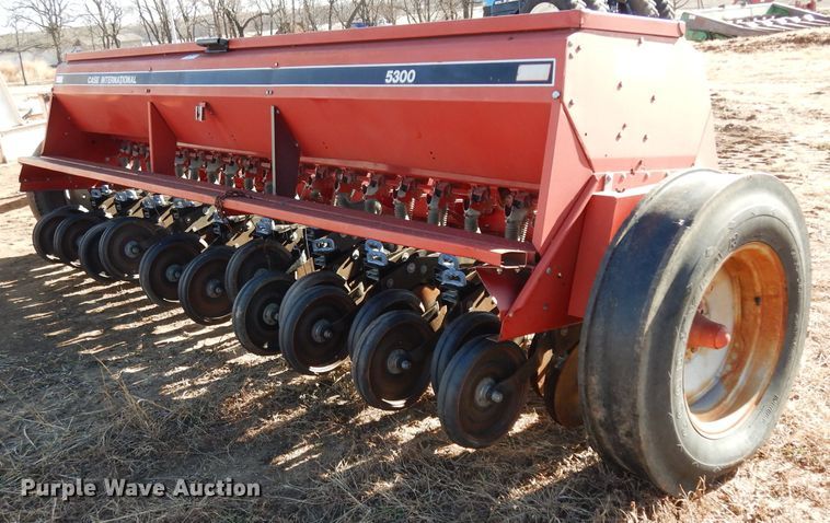 image for item DE4155 Case IH 5300 grain drill