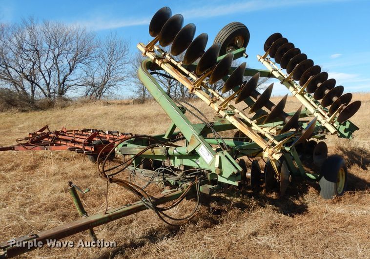 image for item DE4161 John Deere 220 disk