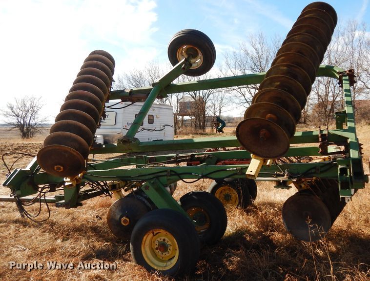 image for item DE4161 John Deere 220 disk