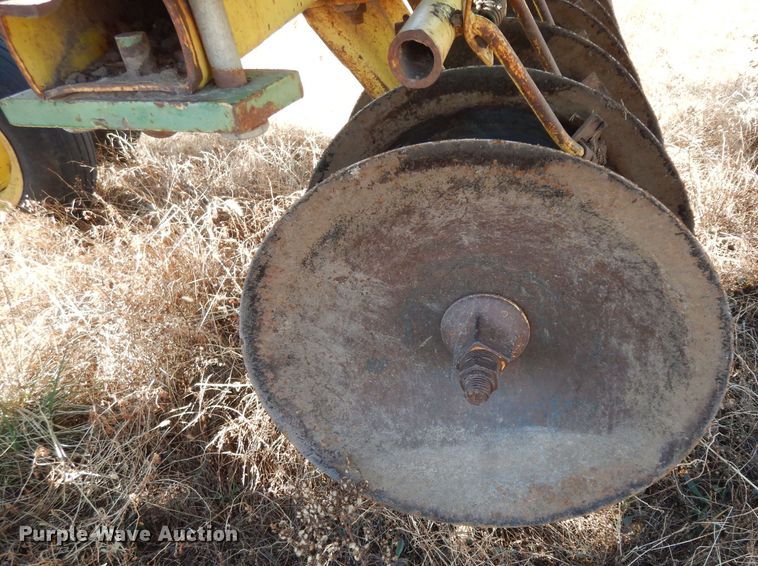image for item DE4161 John Deere 220 disk