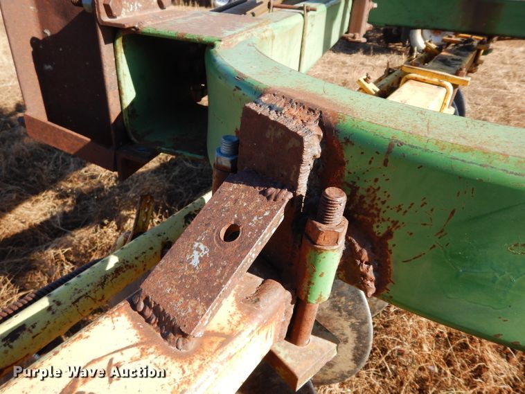 image for item DE4161 John Deere 220 disk