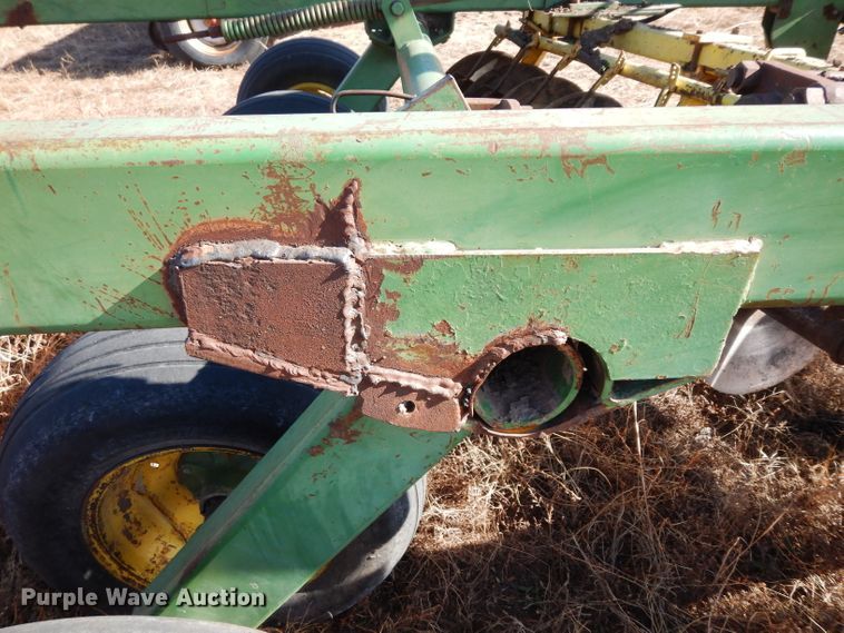 image for item DE4161 John Deere 220 disk