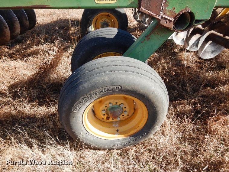 image for item DE4161 John Deere 220 disk