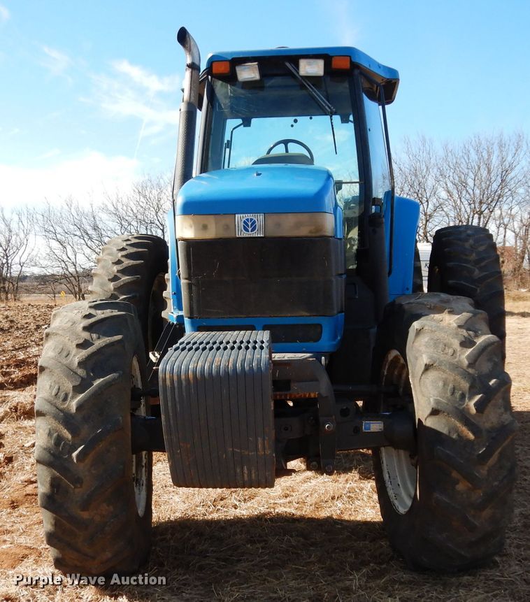 image for item DE4164 1995 Ford 8770 MFWD tractor