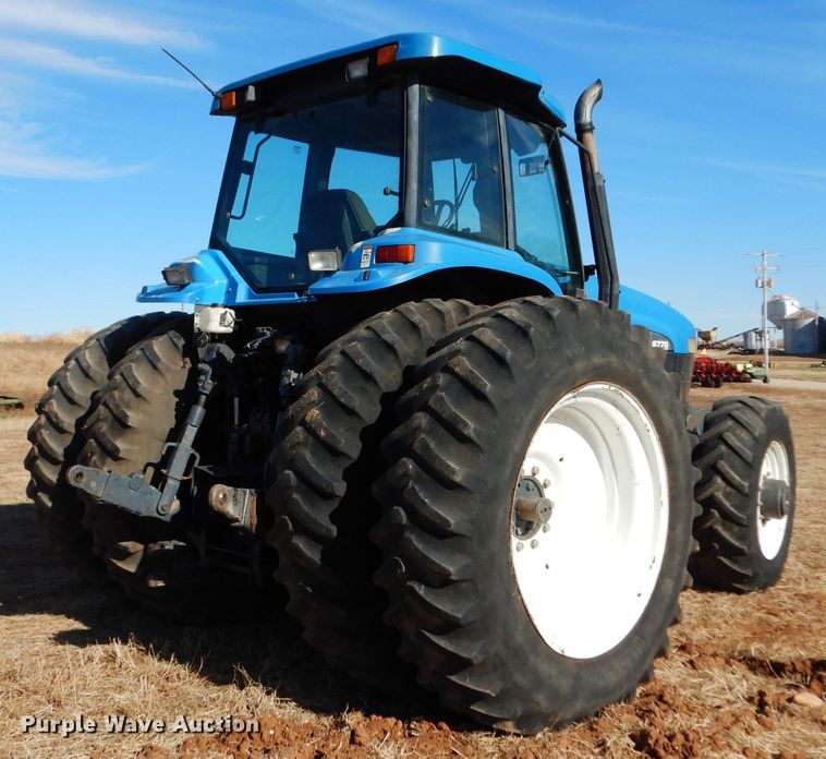 image for item DE4164 1995 Ford 8770 MFWD tractor