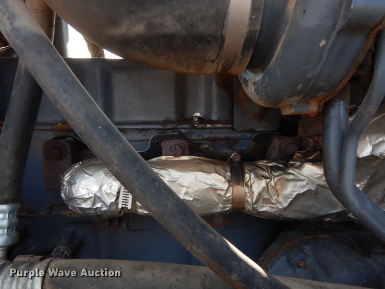 image for item DE4164 1995 Ford 8770 MFWD tractor