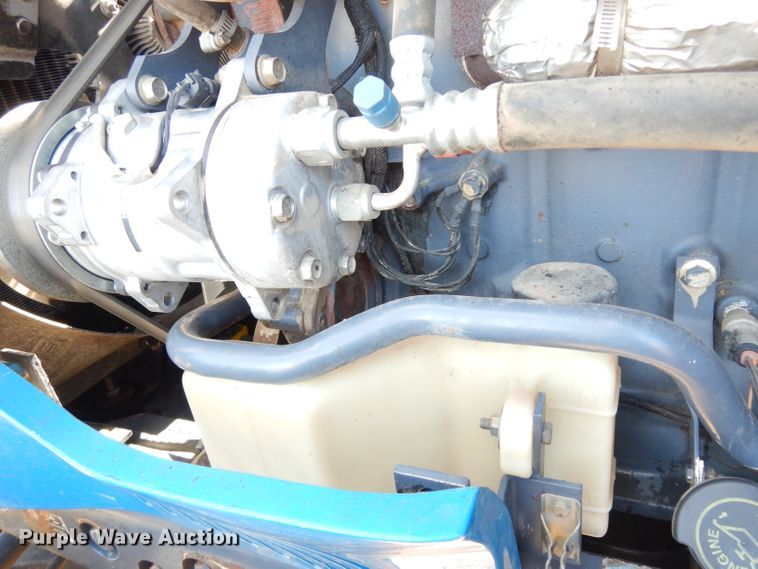 image for item DE4164 1995 Ford 8770 MFWD tractor