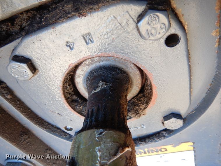 image for item DE4164 1995 Ford 8770 MFWD tractor