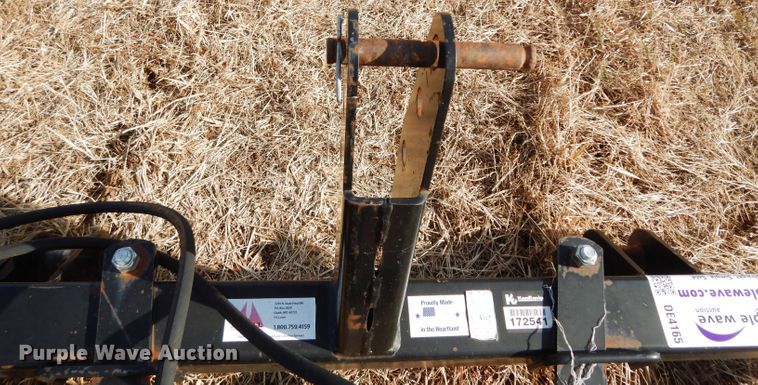 image for item DE4165 Tri-L bale carrier