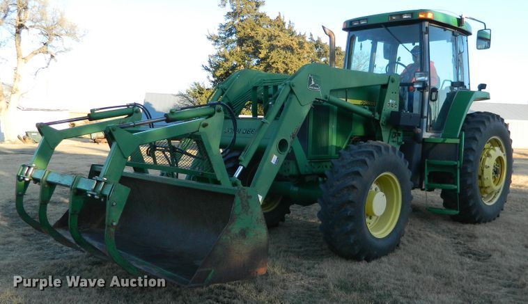 image for item DE4370 2001 John Deere 7610 MFWD tractor