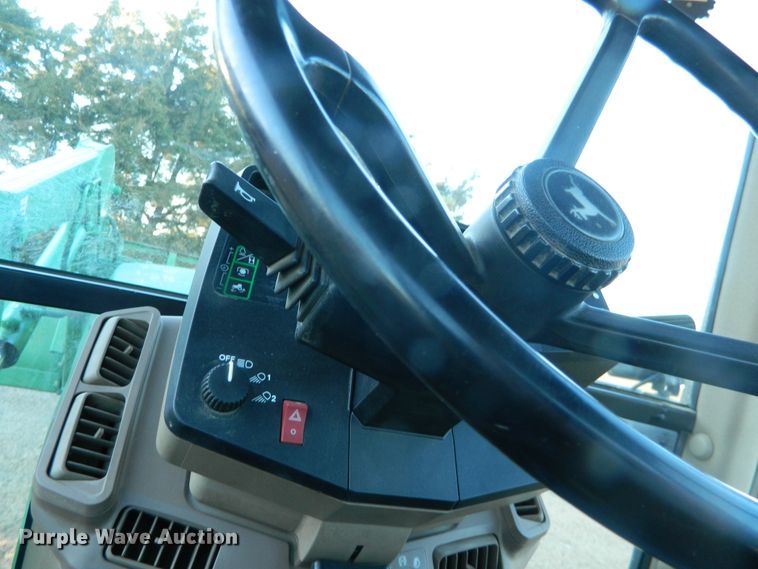 image for item DE4370 2001 John Deere 7610 MFWD tractor